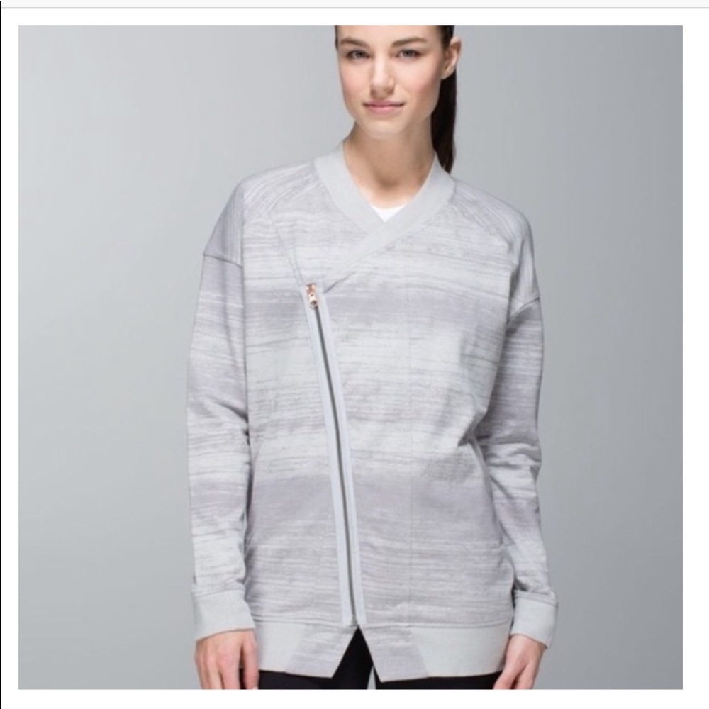Lululemon Mula Bundle Wrap Silver Spoon - image 1